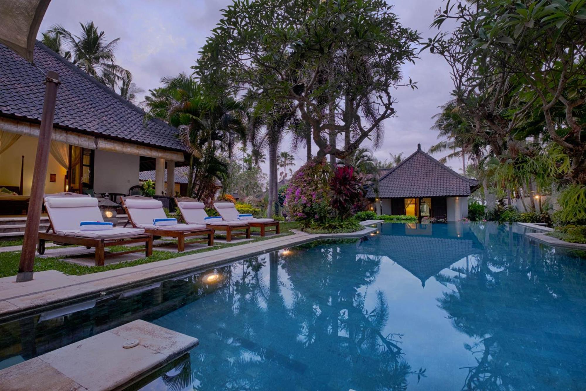 Kutus Kutus Saba Beach Villa Jogjakarta Buitenkant foto