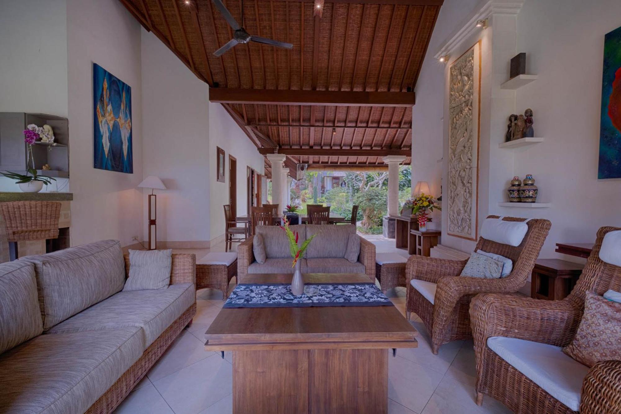 Kutus Kutus Saba Beach Villa Jogjakarta Buitenkant foto