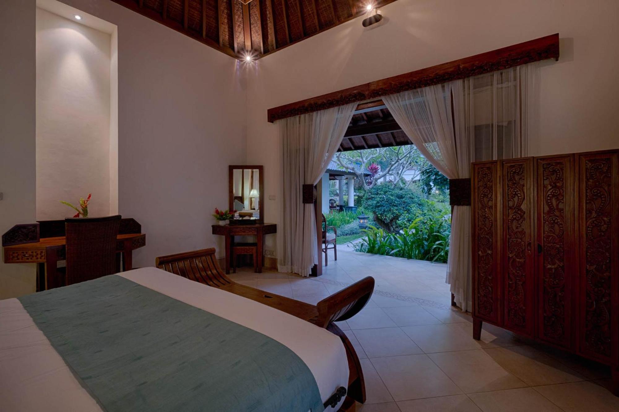 Kutus Kutus Saba Beach Villa Jogjakarta Buitenkant foto