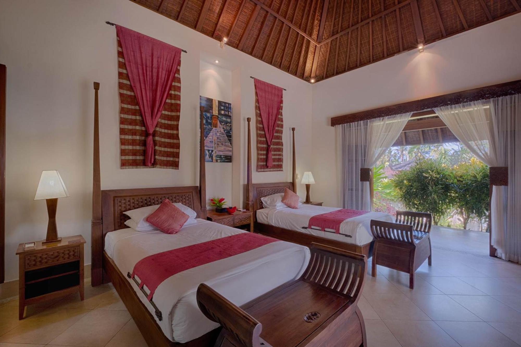 Kutus Kutus Saba Beach Villa Jogjakarta Buitenkant foto
